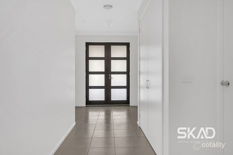 Property photo of 9 Astbury Crescent Mickleham VIC 3064