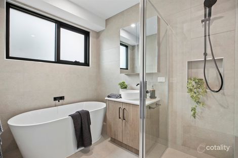 Property photo of 2/4 Whithers Road Bayswater VIC 3153