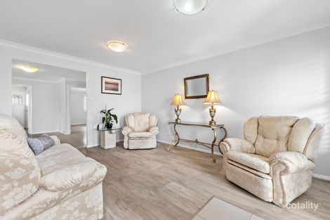 Property photo of 2 Ribbonwood Close Largs NSW 2320