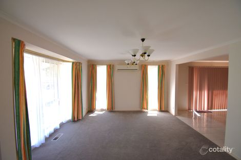 Property photo of 1/8 Akoonah Close Donvale VIC 3111