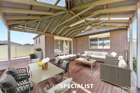 Property photo of 55 Bluehills Boulevard Pakenham VIC 3810