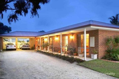 10 Bolden St, Stratford, VIC 3862