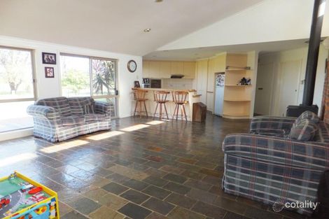 Property photo of 28 Glen Irvine Road Nicholson VIC 3882