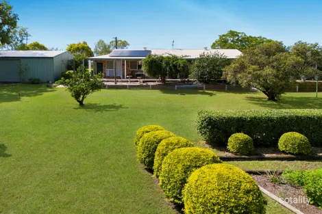 Property photo of 2 Hewett Drive Regency Downs QLD 4341