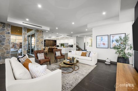 Property photo of 3 Parklane Terrace Paradise Point QLD 4216