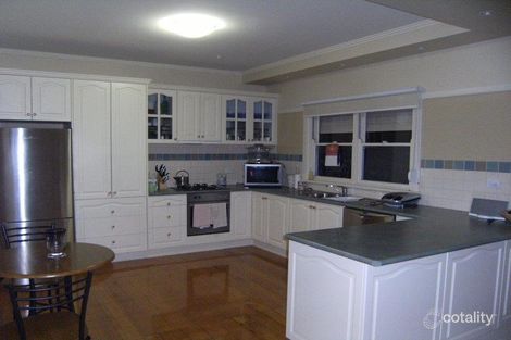 Property photo of 20 Bayley Street Moe VIC 3825