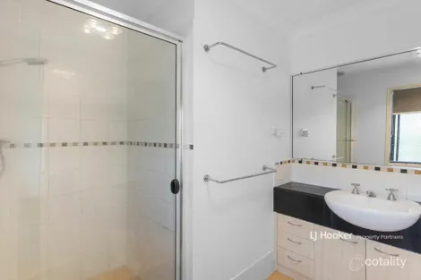 Property photo of 43/26 Buckingham Place Eight Mile Plains QLD 4113