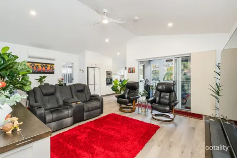 225/2-20 Island View Dr, Urangan, QLD 4655