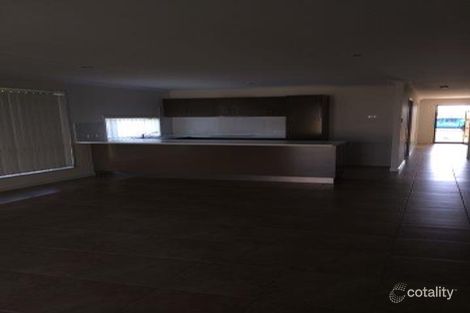 Property photo of 17 Henley Close Blacks Beach QLD 4740