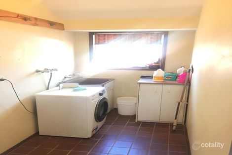 Property photo of 3 Freshwater Close Woodbine NSW 2560