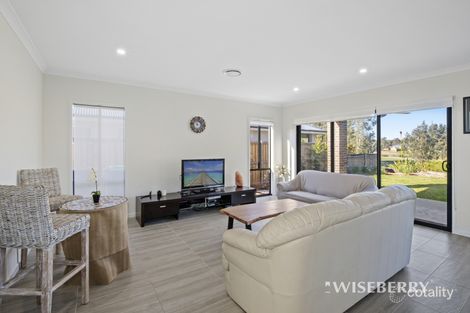 Property photo of 18 Championship Drive Wyong NSW 2259