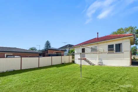 Property photo of 31 Loftus Street Turrella NSW 2205