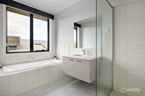 Property photo of 9 Design Way Kalkallo VIC 3064