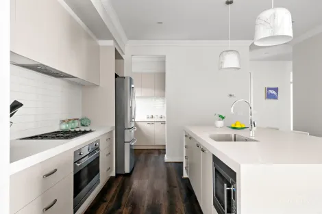 Property photo of 9 Design Way Kalkallo VIC 3064