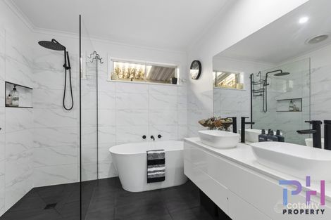 Property photo of 158 St Aidans Road Kennington VIC 3550