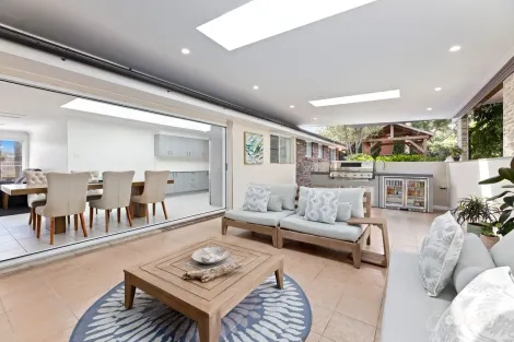 Property photo of 16 Davidson Road Menai NSW 2234