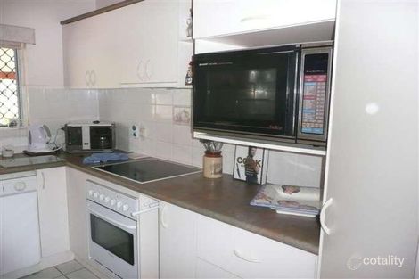 Property photo of 17 Connemara Close Trinity Beach QLD 4879