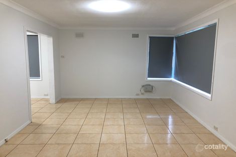 Property photo of 5 Cowra Place Leumeah NSW 2560