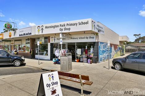 20 Robertson Dr, Mornington, VIC 3931