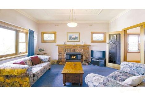 Property photo of 18 Saxby Road Glen Iris VIC 3146