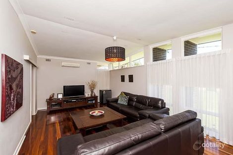 Property photo of 40 Farnham Way Morley WA 6062