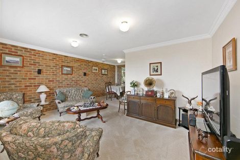 Property photo of 15 Feldspar Court Narre Warren VIC 3805