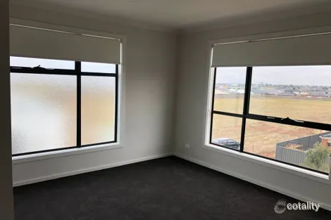 Property photo of 9G Obsidian Avenue Tarneit VIC 3029