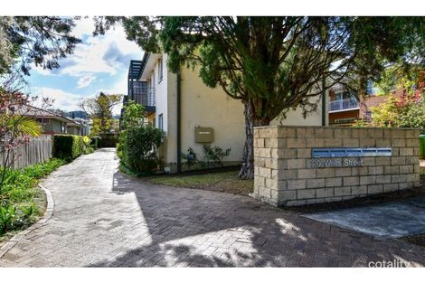 2/20 Wells St, East Gosford, NSW 2250