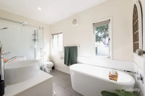 Property photo of 1 Crane Street Slade Point QLD 4740
