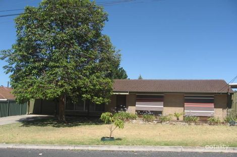 4 Doncaster Ave, Valley View, SA 5093