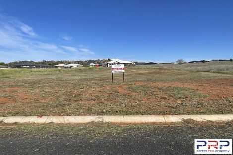 23 Acacia Cct, Parkes, NSW 2870