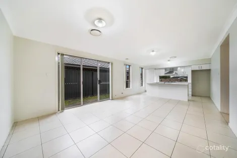 Property photo of 1 Weaver Road Edmondson Park NSW 2174