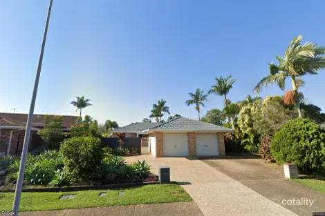 2/91 Treeview Dr, Burleigh Waters, QLD 4220