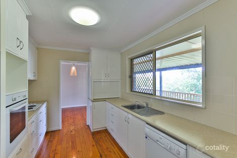 Property photo of 14 Catto Street Centenary Heights QLD 4350