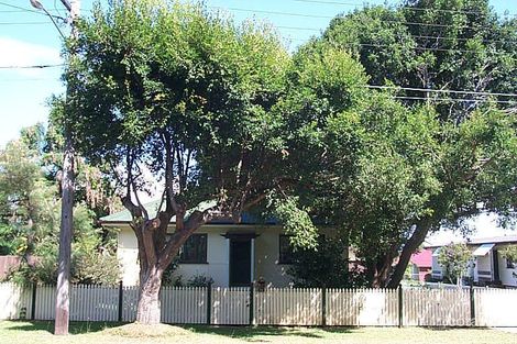 26 Clifford St, Woody Point, QLD 4019