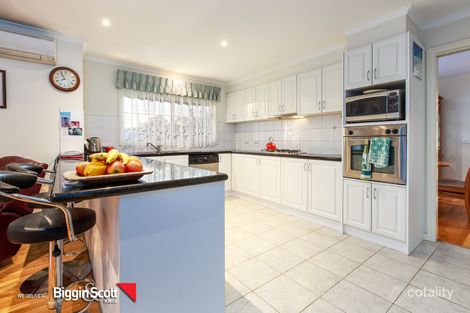 Property photo of 2/8 Leo Close Wantirna South VIC 3152