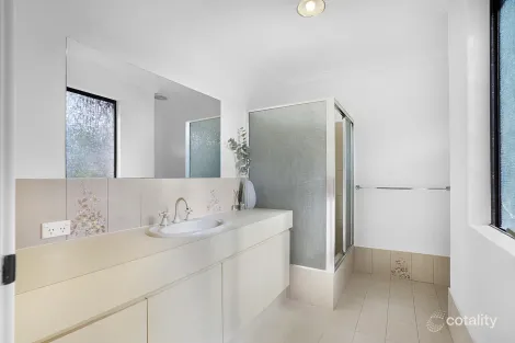 Property photo of 19 Kingfisher Place Stirling WA 6021
