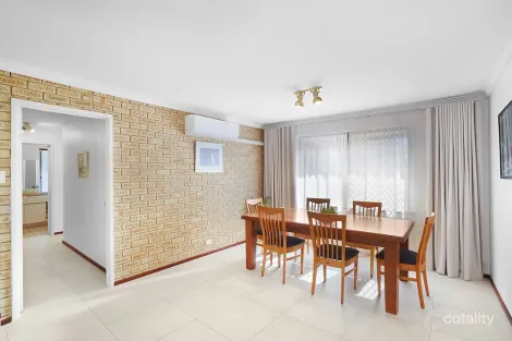 Property photo of 19 Kingfisher Place Stirling WA 6021