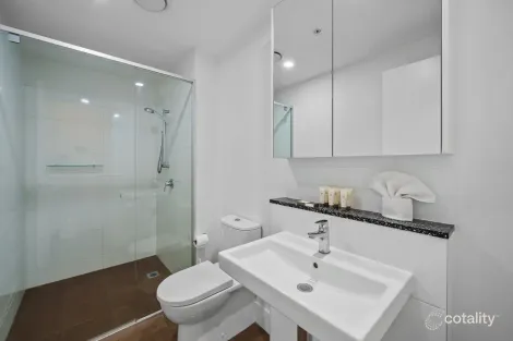 Property photo of 10/2729-2733 Gold Coast Highway Broadbeach QLD 4218
