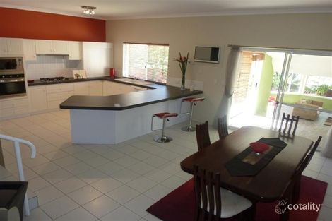 Property photo of 15 Carina Circle Halls Head WA 6210