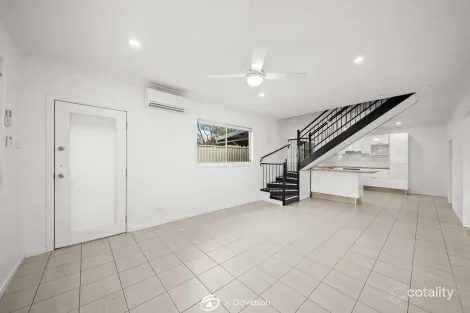 Property photo of 45 Riverview Road Pleasure Point NSW 2172