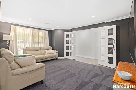 Property photo of 3 Mels Place Lysterfield VIC 3156
