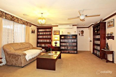 Property photo of 63 Breamlea Way Cranbourne West VIC 3977