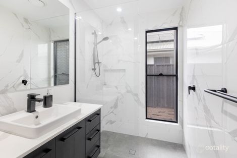 Property photo of 2 Sitella Place Palmview QLD 4553