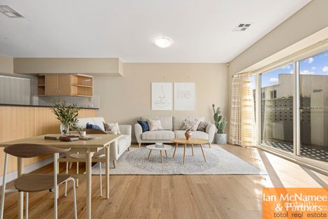 Property photo of 2/3 Ross Road Crestwood NSW 2620