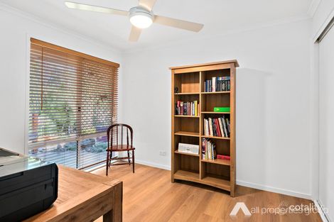 Property photo of 13 Murray Place Forest Lake QLD 4078