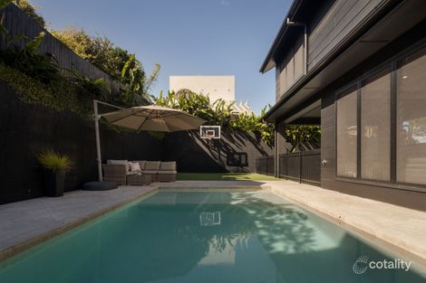 Property photo of 32 Long Street Camp Hill QLD 4152