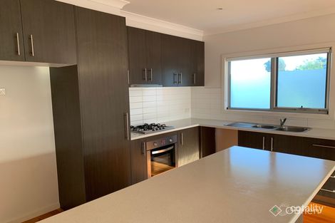 Property photo of 2/22 Bennett Street Forest Hill VIC 3131