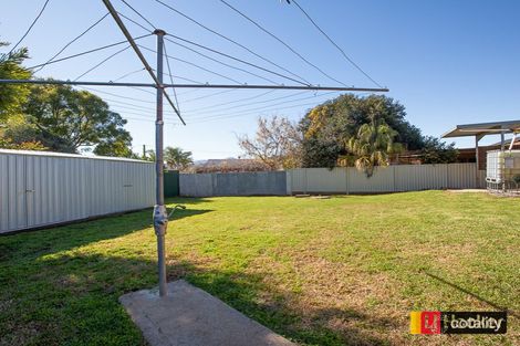 Property photo of 14 Caley Close Westdale NSW 2340