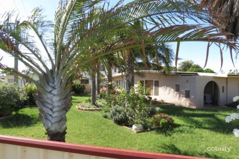 Property photo of 2 Jade Place Rangeway WA 6530